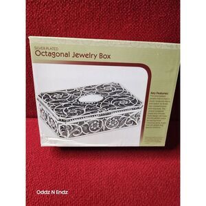 Silver-Plated Octagonal Jewelry Box With Velvety Interior &‎ Floral Design